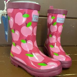 BRAND NEW WITH TAGS! Hatley Rubber boots